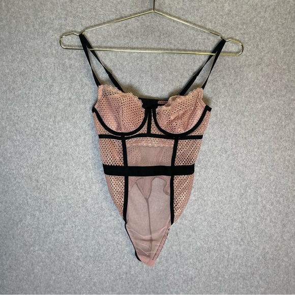 Victoria’s Secret Fishnet & Mesh Teddy Bodysuit - Picture 5 of 11